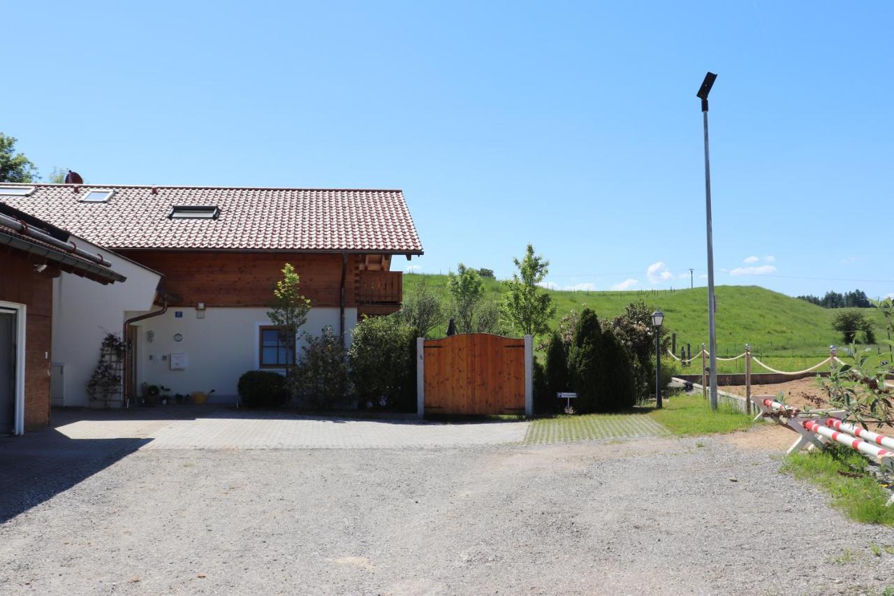 Ferienwohnung Pferdehof Pankratz Iffeldorf Exterior foto